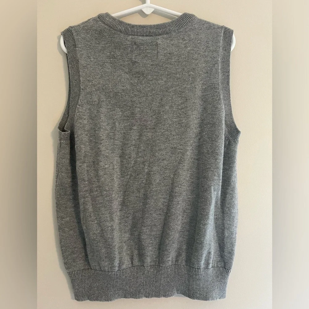 The Children’s Place boys vest - size S (5/6)